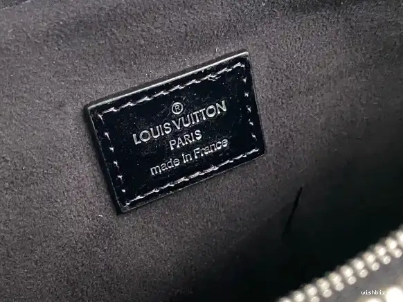 WIS VUITTON PM LOUIS COUSSIN 0430